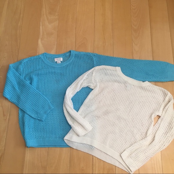 Girl’s sweater bundle - Picture 3 of 5